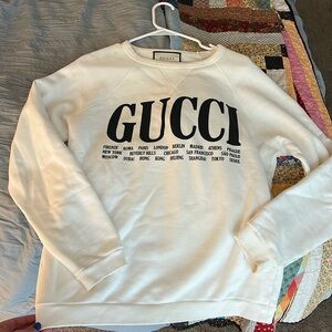 Authentic simple Gucci sweatshirt, size Small, white with black writing